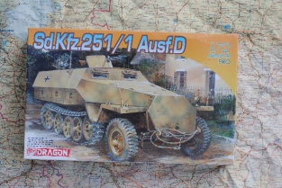 DML7225  Sd.Kfz.251/1 Ausf.D